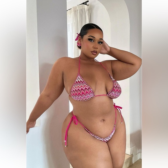 FASHION NOVA CROCHET BIKINI - Picture 2 of 4